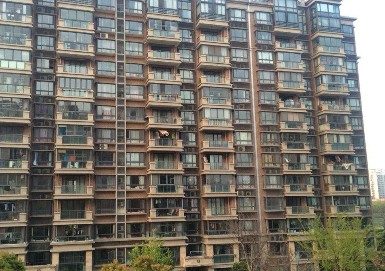 莲花河畔景苑